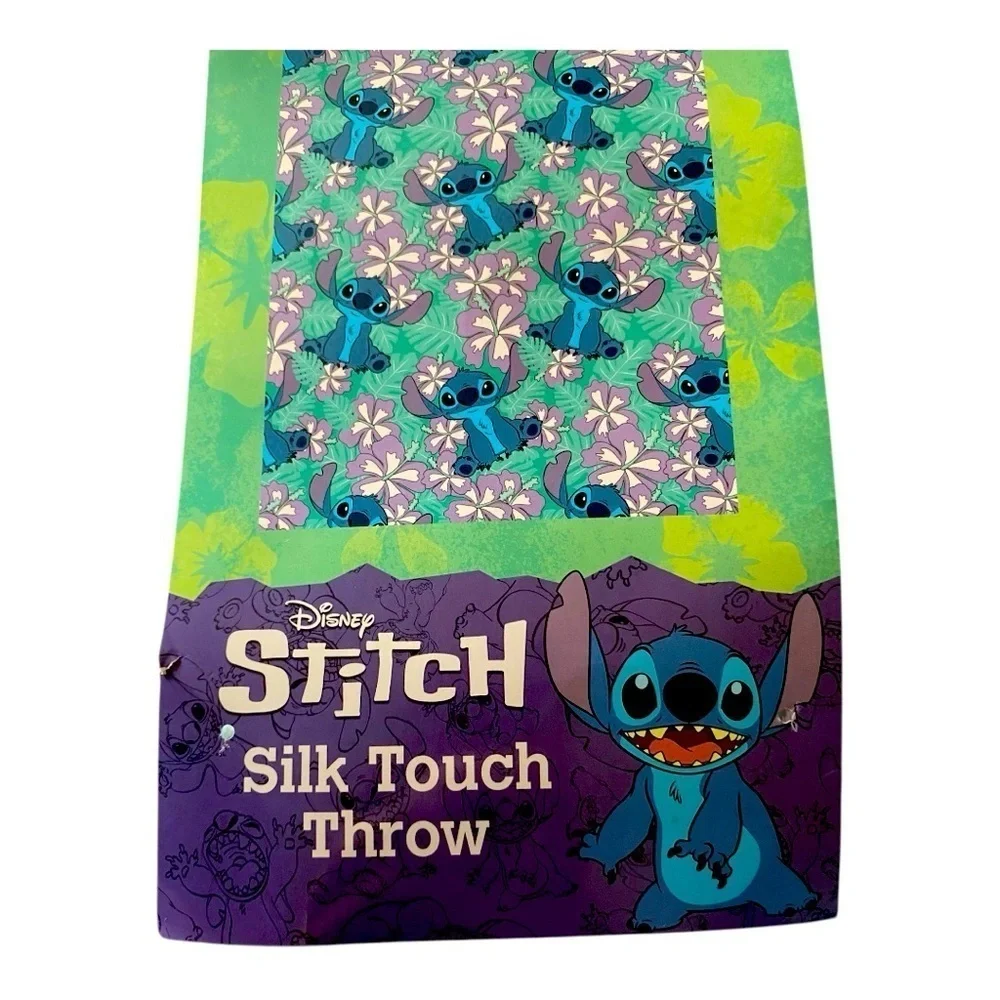 NWT-DISNEY-STITCH SILKY SOFT BLANKET